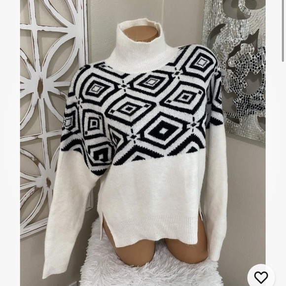 BUFFALO JEANS small WHITE BLACK WALENA GEOMETRIC PRINT TURTLENECK SWEATER - Picture 1 of 6